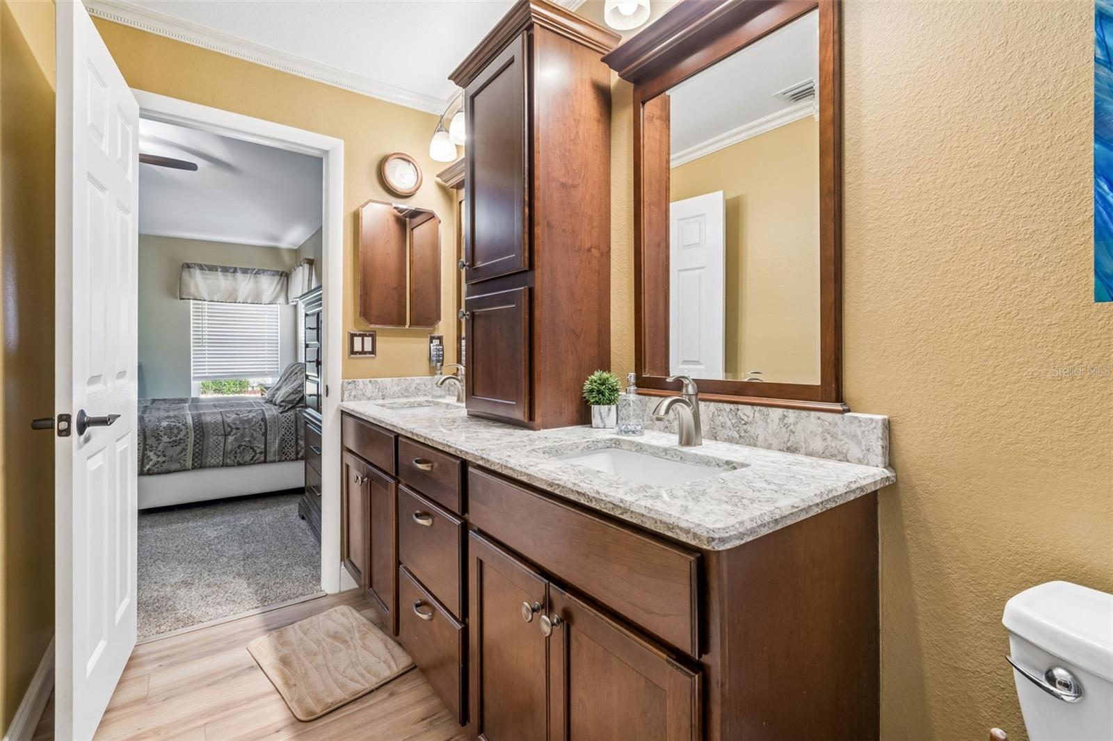 Image 28 of 61 For 11029 Streamside Drive