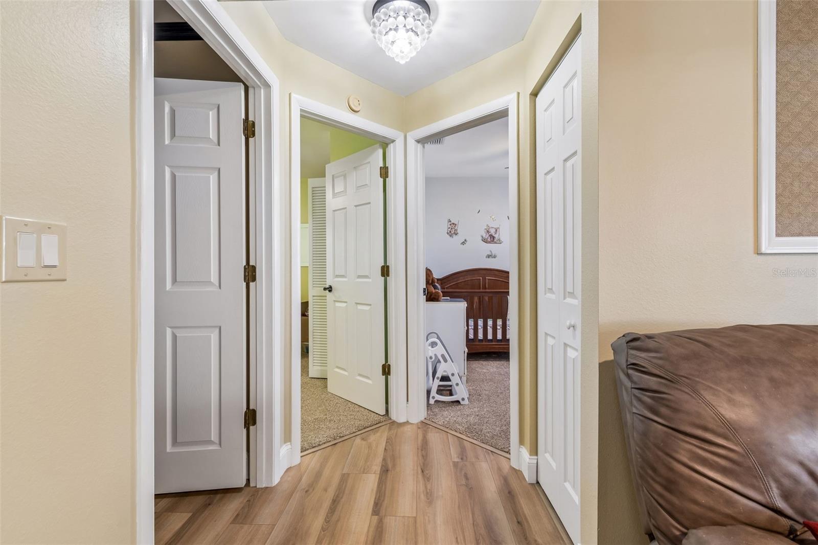 Image 30 of 61 For 11029 Streamside Drive