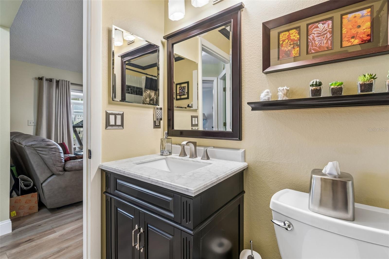 Image 35 of 61 For 11029 Streamside Drive