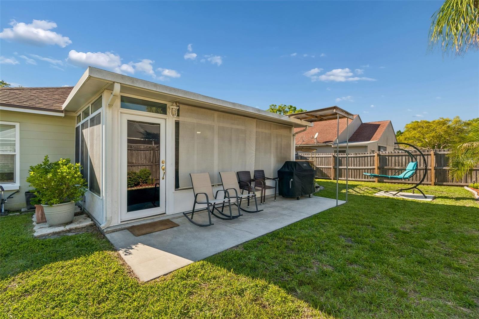 Image 43 of 61 For 11029 Streamside Drive