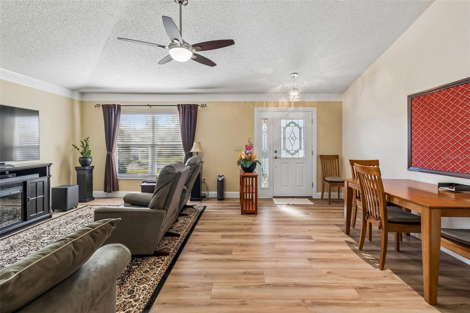 Image 6 of 61 For 11029 Streamside Drive