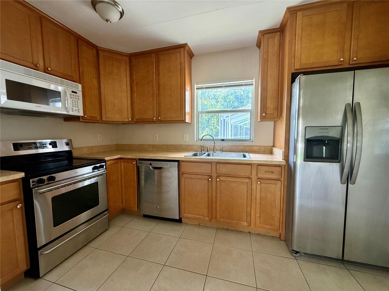 Image 5 of 12 For 3907 Mullen Avenue