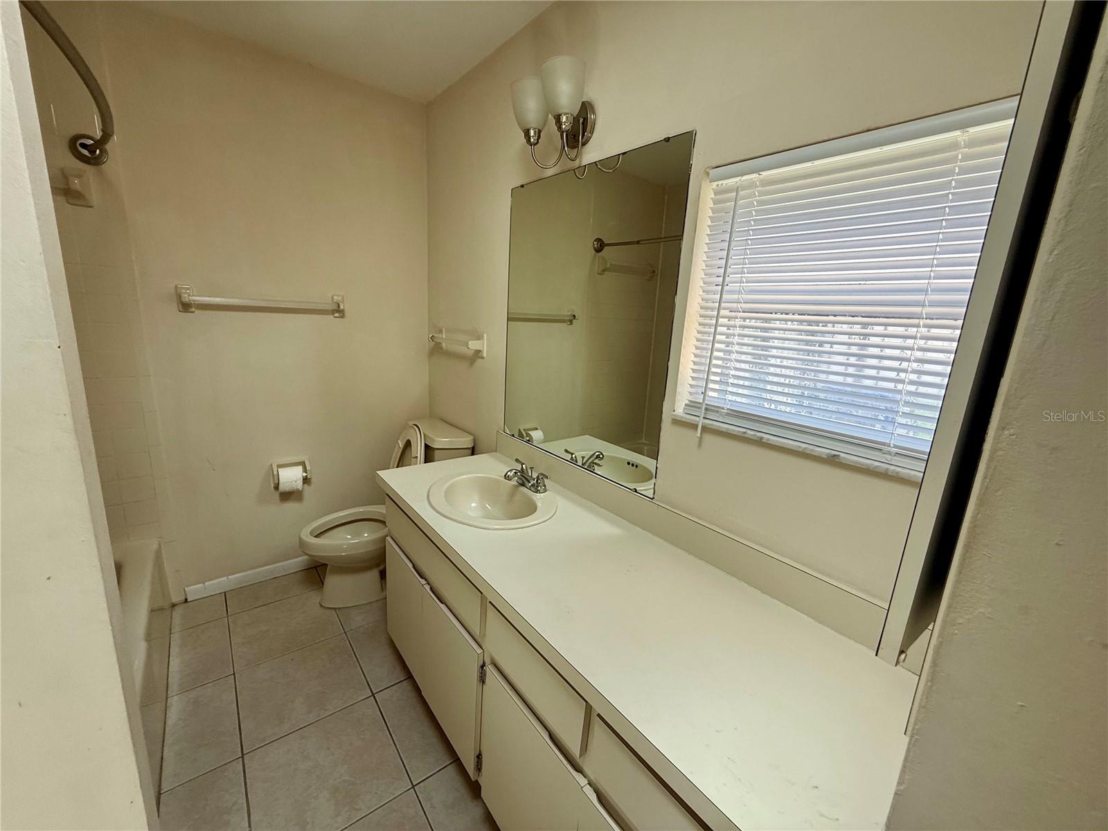 Image 8 of 12 For 3907 Mullen Avenue