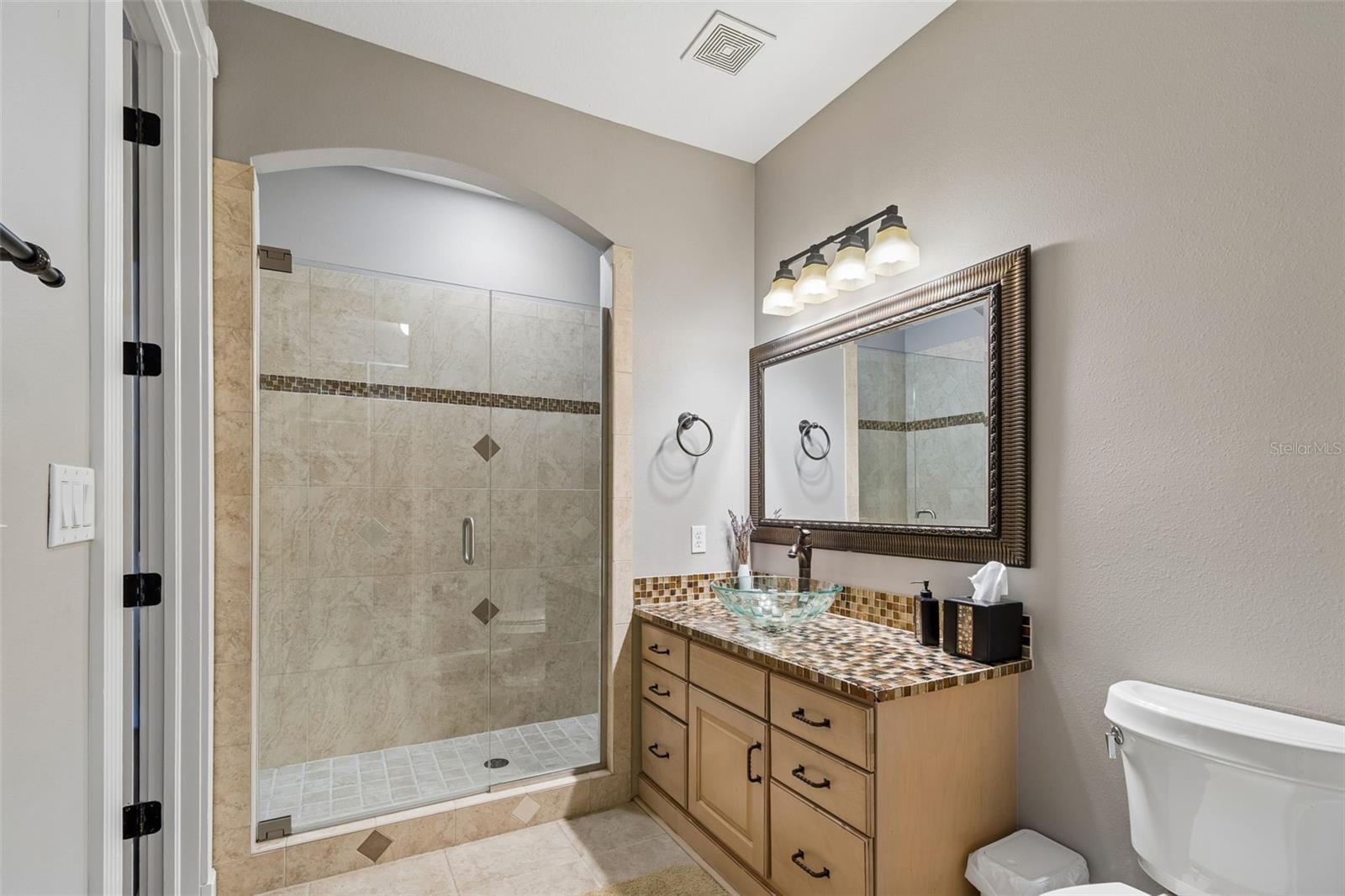 Image 45 of 95 For 32641 Blueberry Hill Way