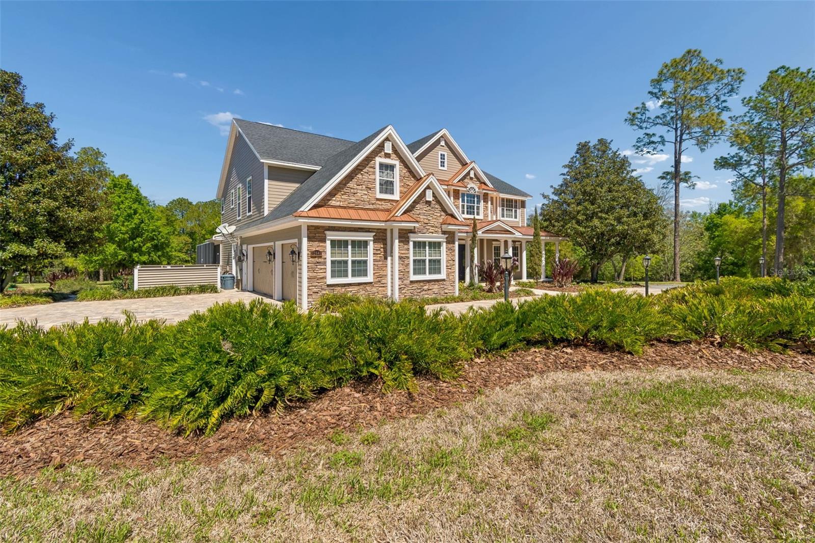 Image 6 of 95 For 32641 Blueberry Hill Way