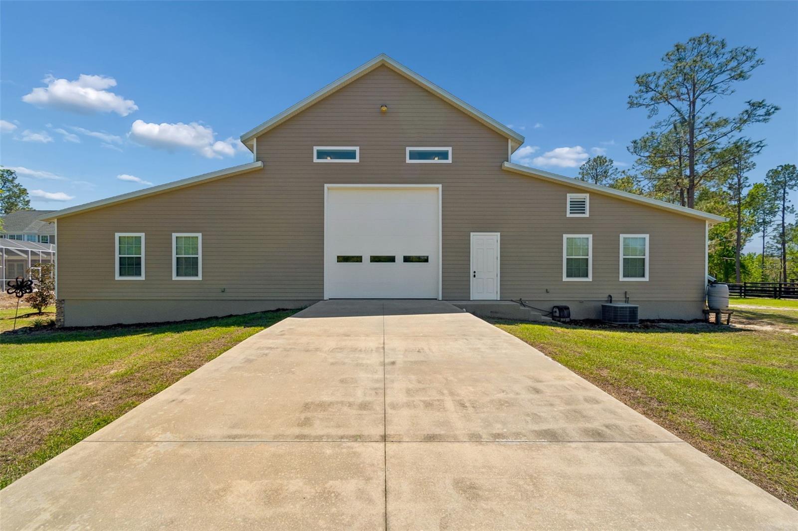 Image 71 of 95 For 32641 Blueberry Hill Way