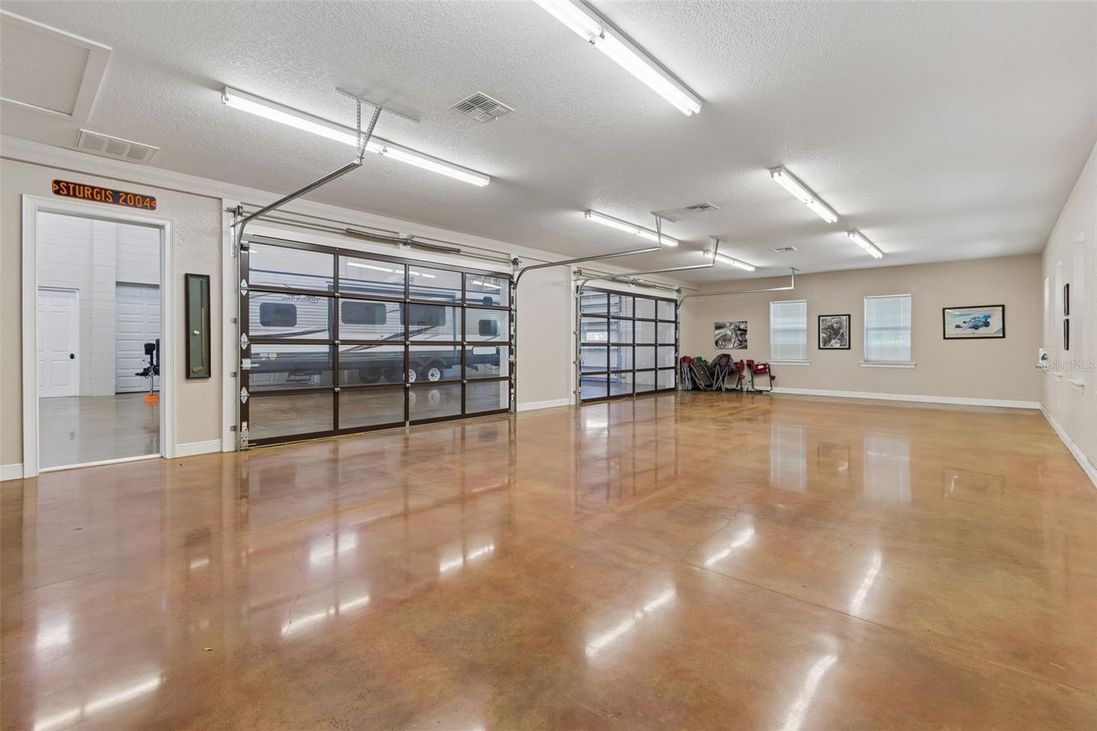 Image 78 of 95 For 32641 Blueberry Hill Way