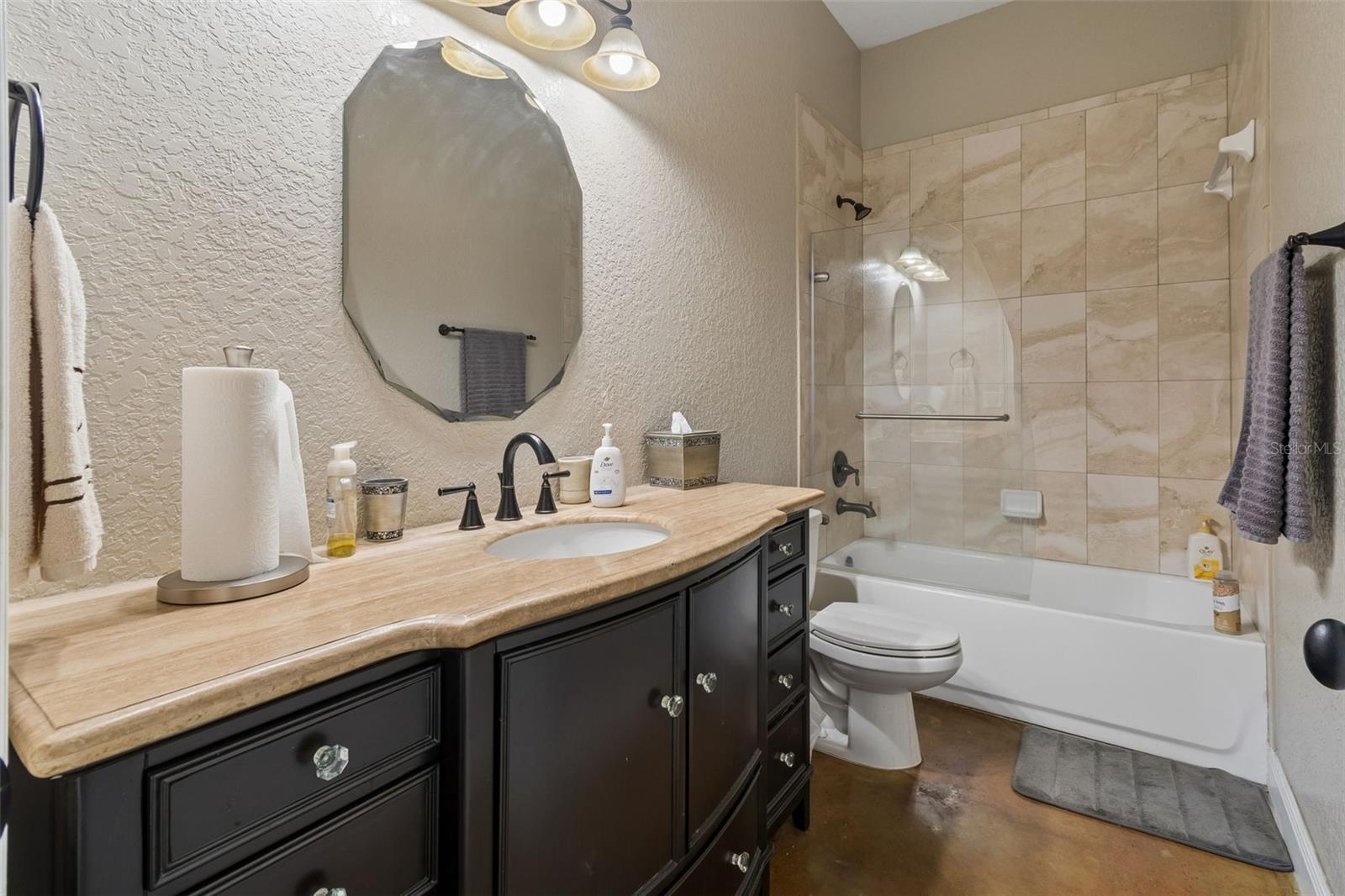 Image 84 of 95 For 32641 Blueberry Hill Way