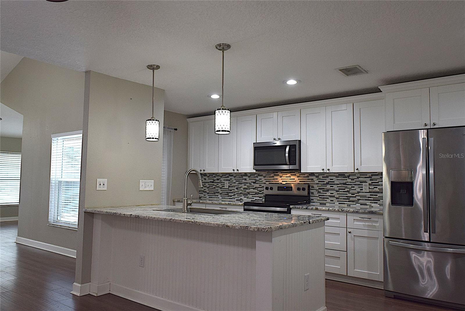 Image 11 of 45 For 2009 Branch Tree Lane