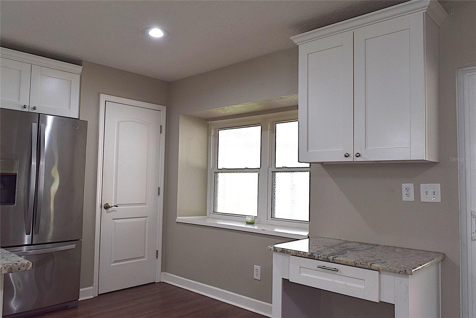 Image 18 of 45 For 2009 Branch Tree Lane