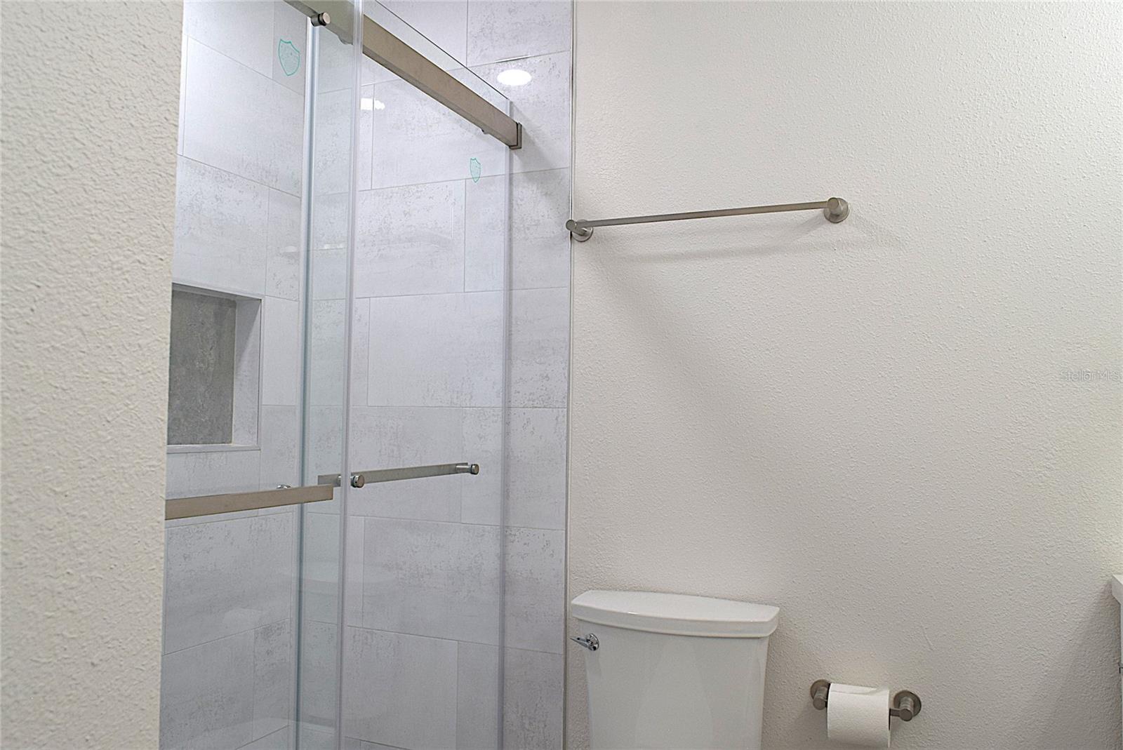 Image 25 of 45 For 2009 Branch Tree Lane