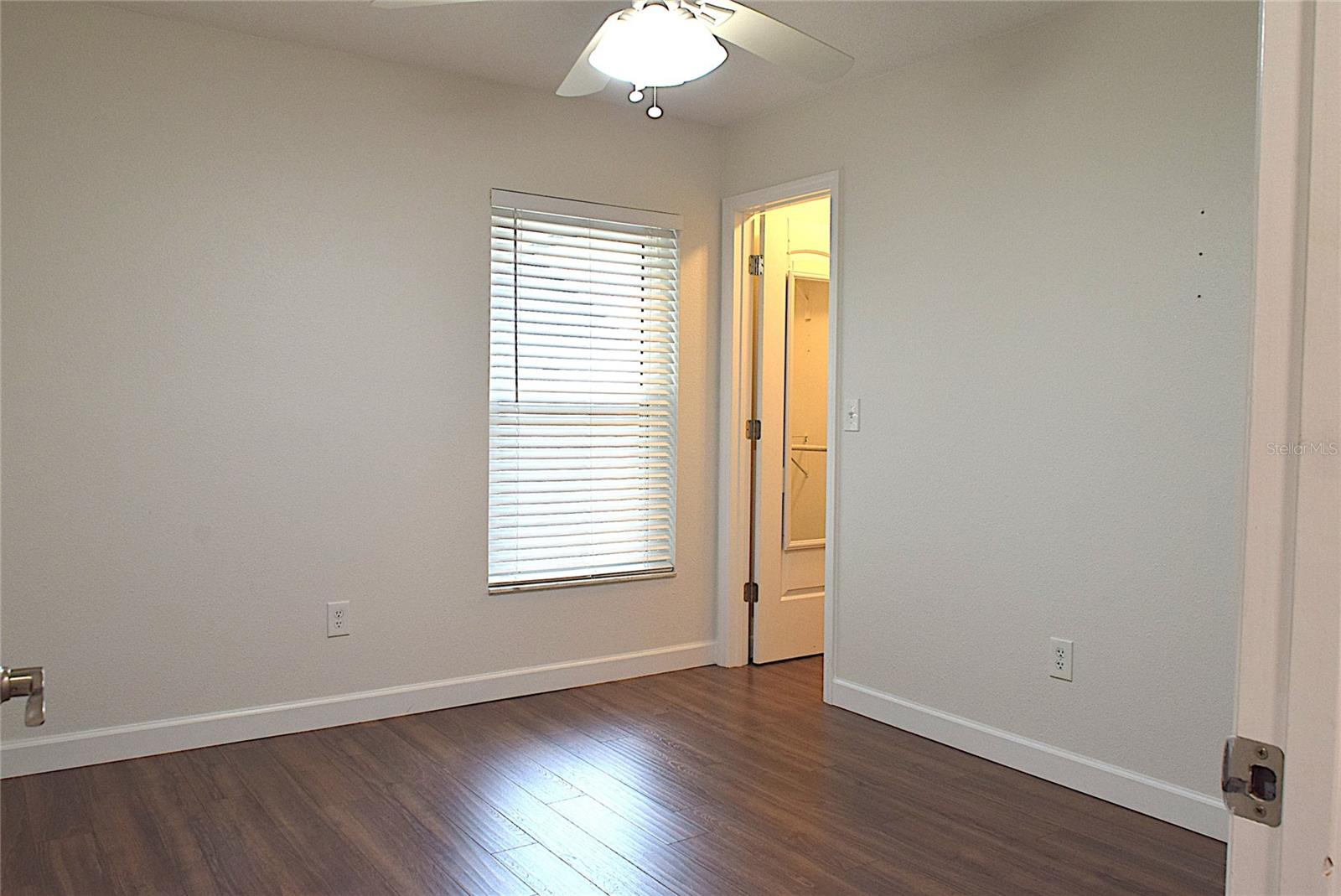 Image 31 of 45 For 2009 Branch Tree Lane