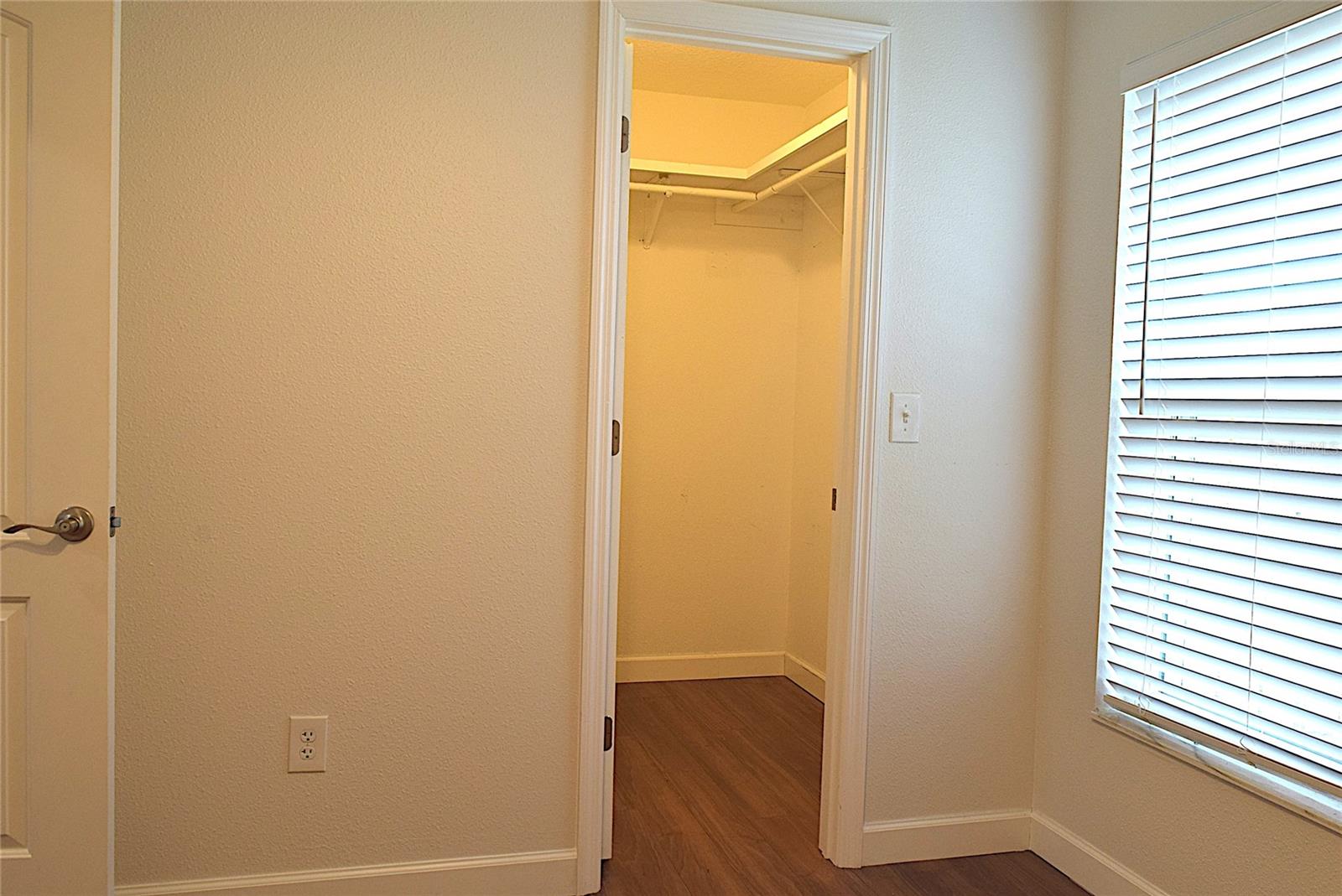 Image 38 of 45 For 2009 Branch Tree Lane