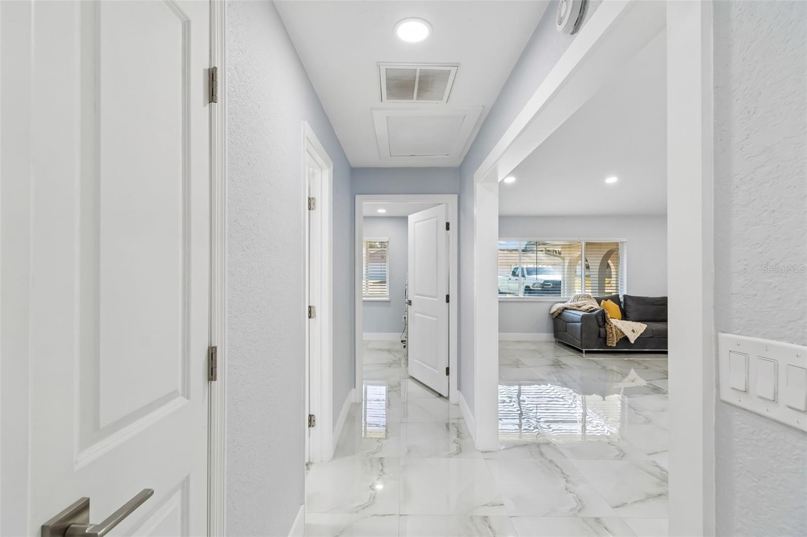 Image 28 of 51 For 9203 Lavina Lane