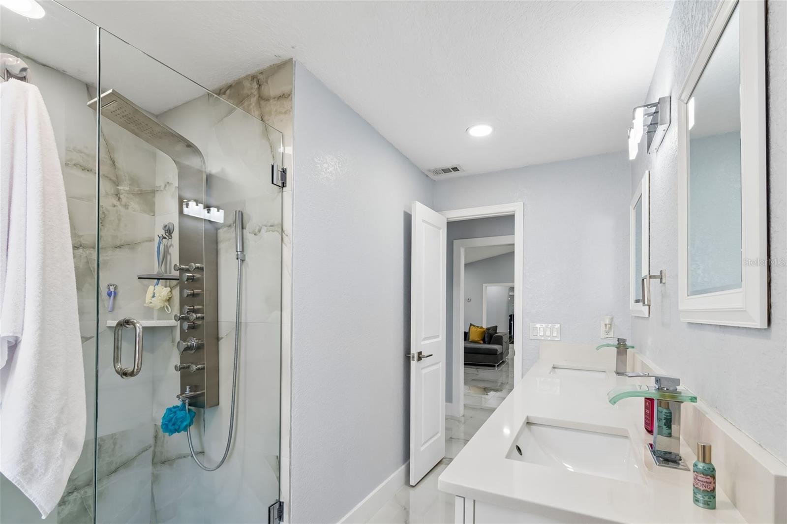 Image 32 of 51 For 9203 Lavina Lane