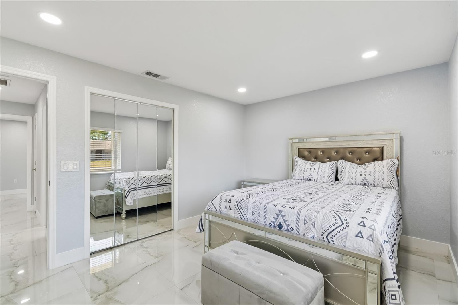 Image 33 of 51 For 9203 Lavina Lane