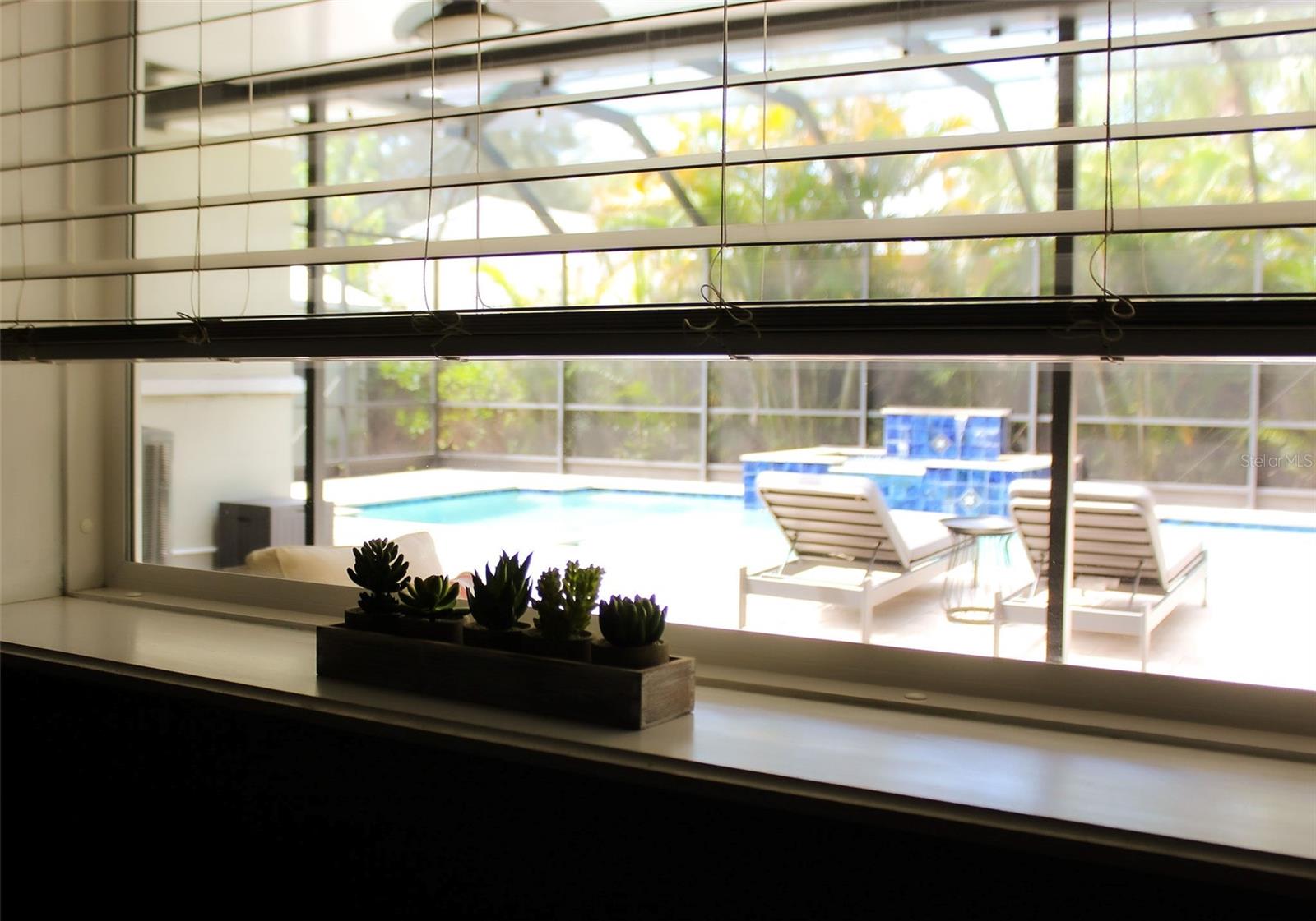 Image 28 of 39 For 4115 San Pedro Street