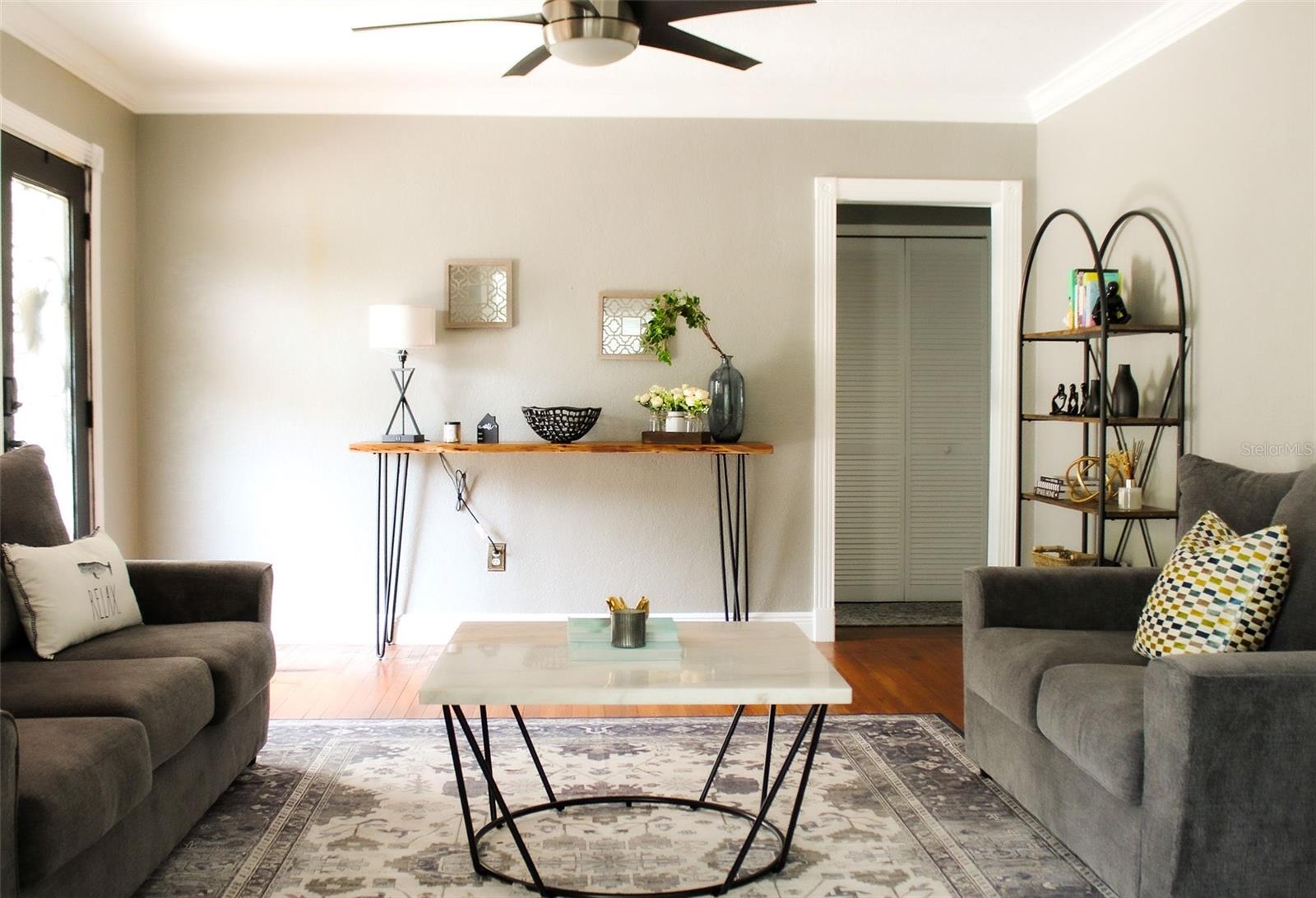 Image 7 of 39 For 4115 San Pedro Street