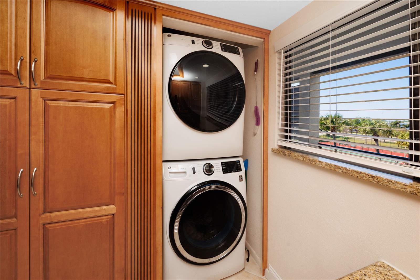 Image 21 of 44 For 363 Pinellas Bayway S 48