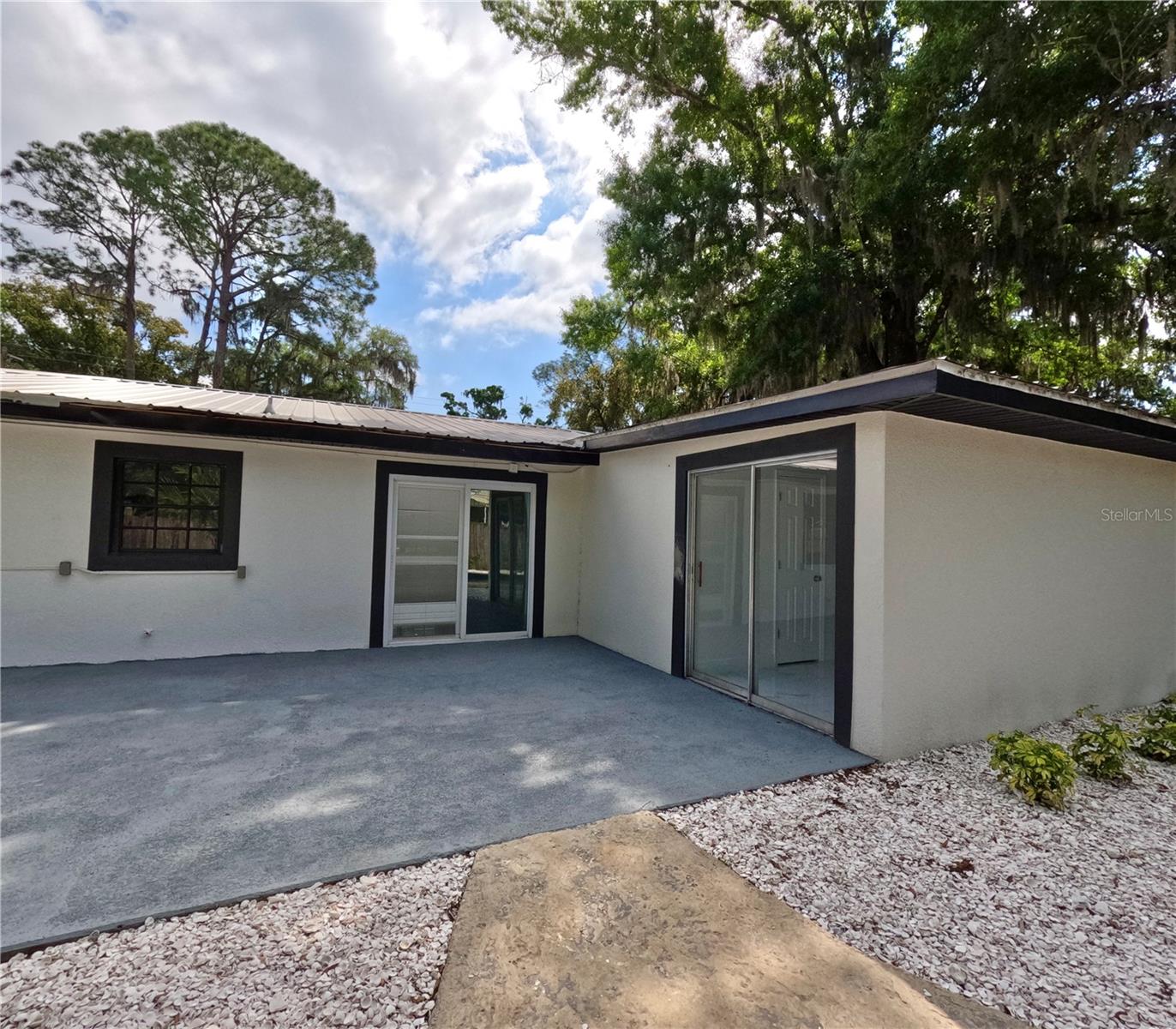 Image 11 of 41 For 1103 Pennsylvania Avenue