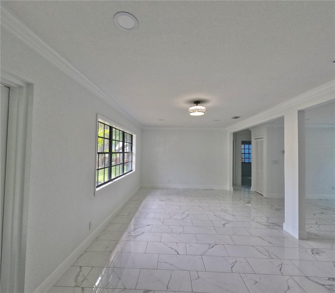 Image 20 of 41 For 1103 Pennsylvania Avenue