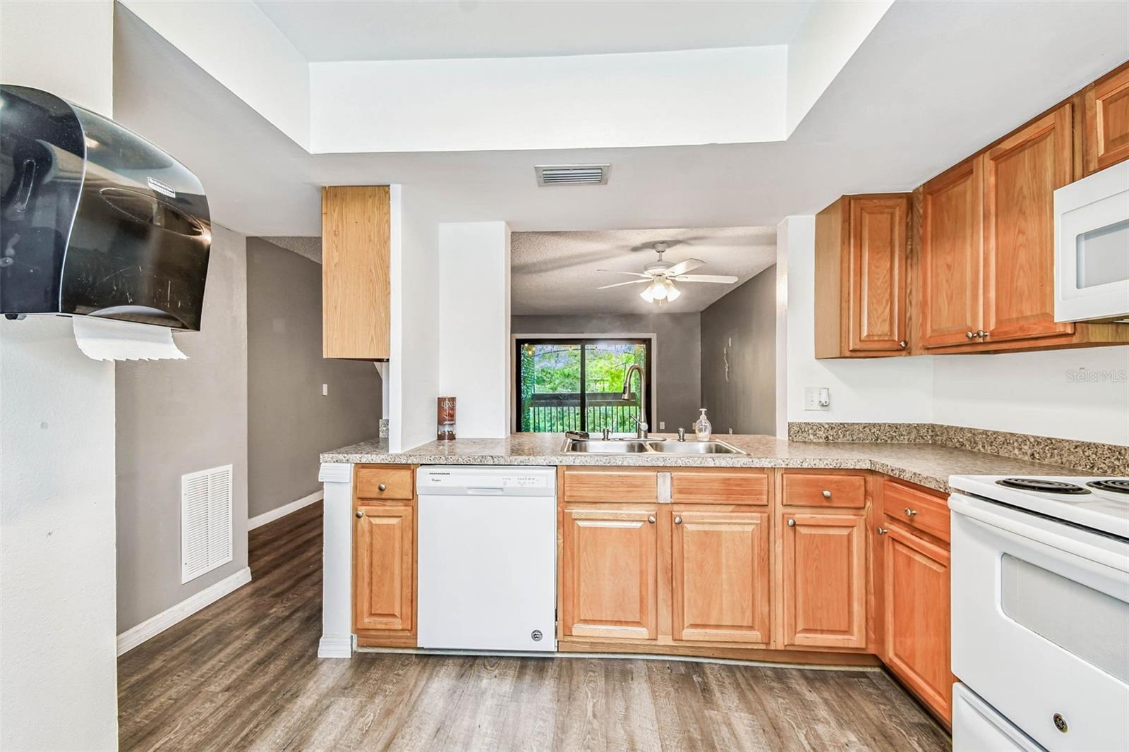 Image 7 of 25 For 103 Brigadoon Drive