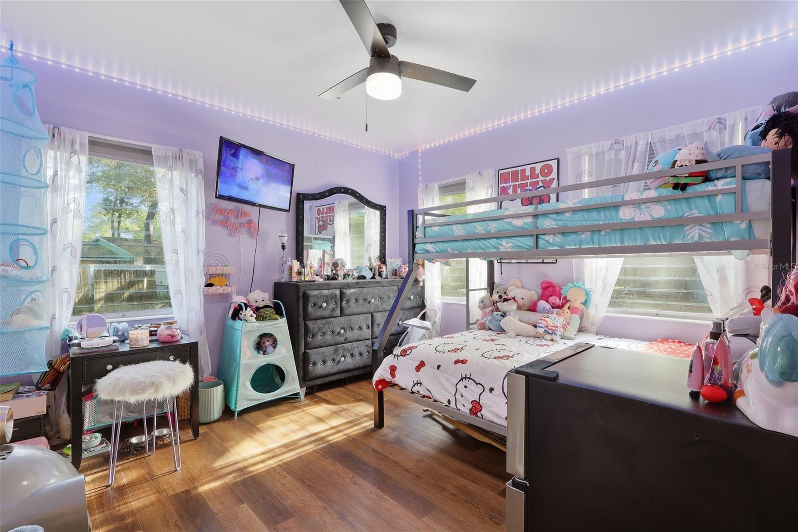 Image 16 of 19 For 3802 Lakeshore Drive