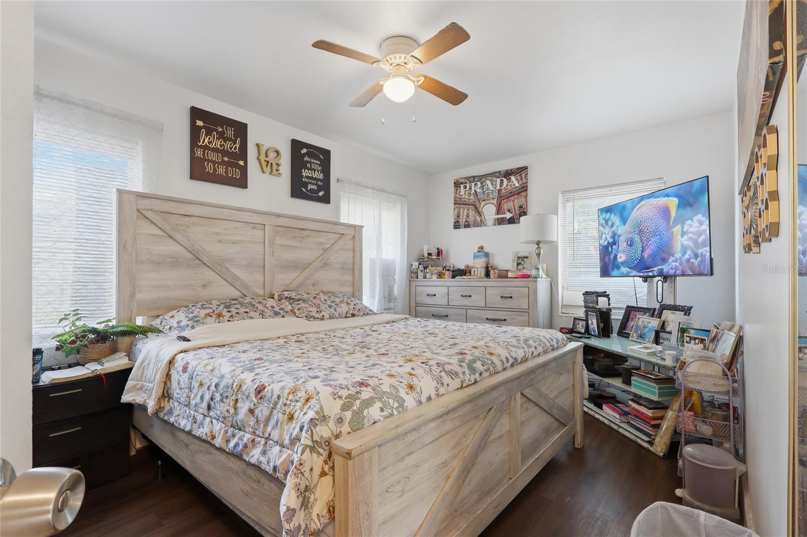 Image 18 of 19 For 3802 Lakeshore Drive