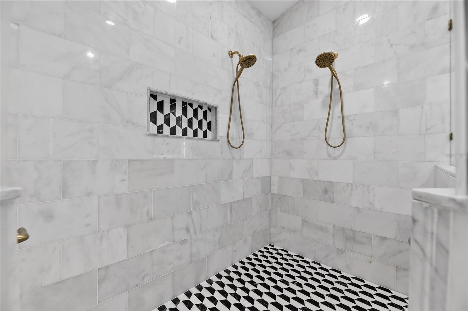 Image 38 of 93 For 3201 Polo Place