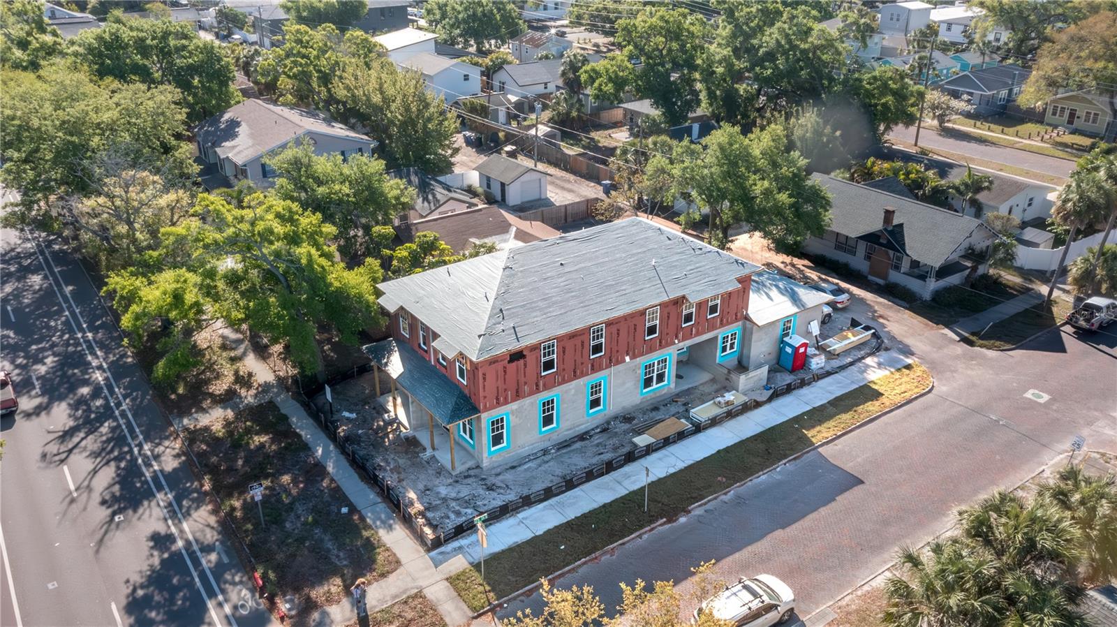 Image 5 of 9 For 2458 1st Avenue S