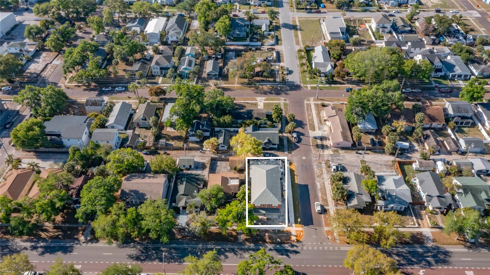 Image 9 of 9 For 2458 1st Avenue S