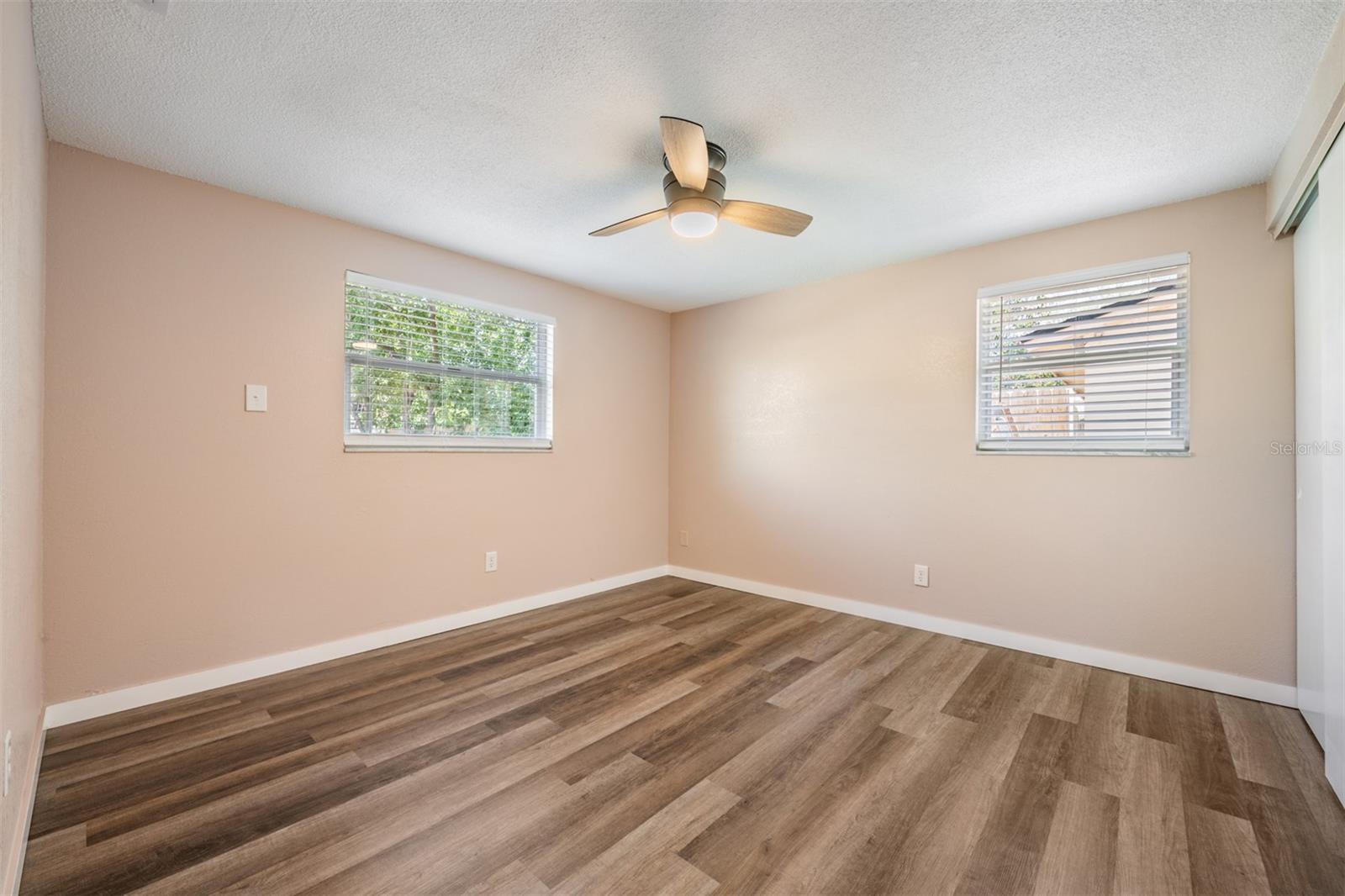 Image 10 of 18 For 6421 81st Avenue N