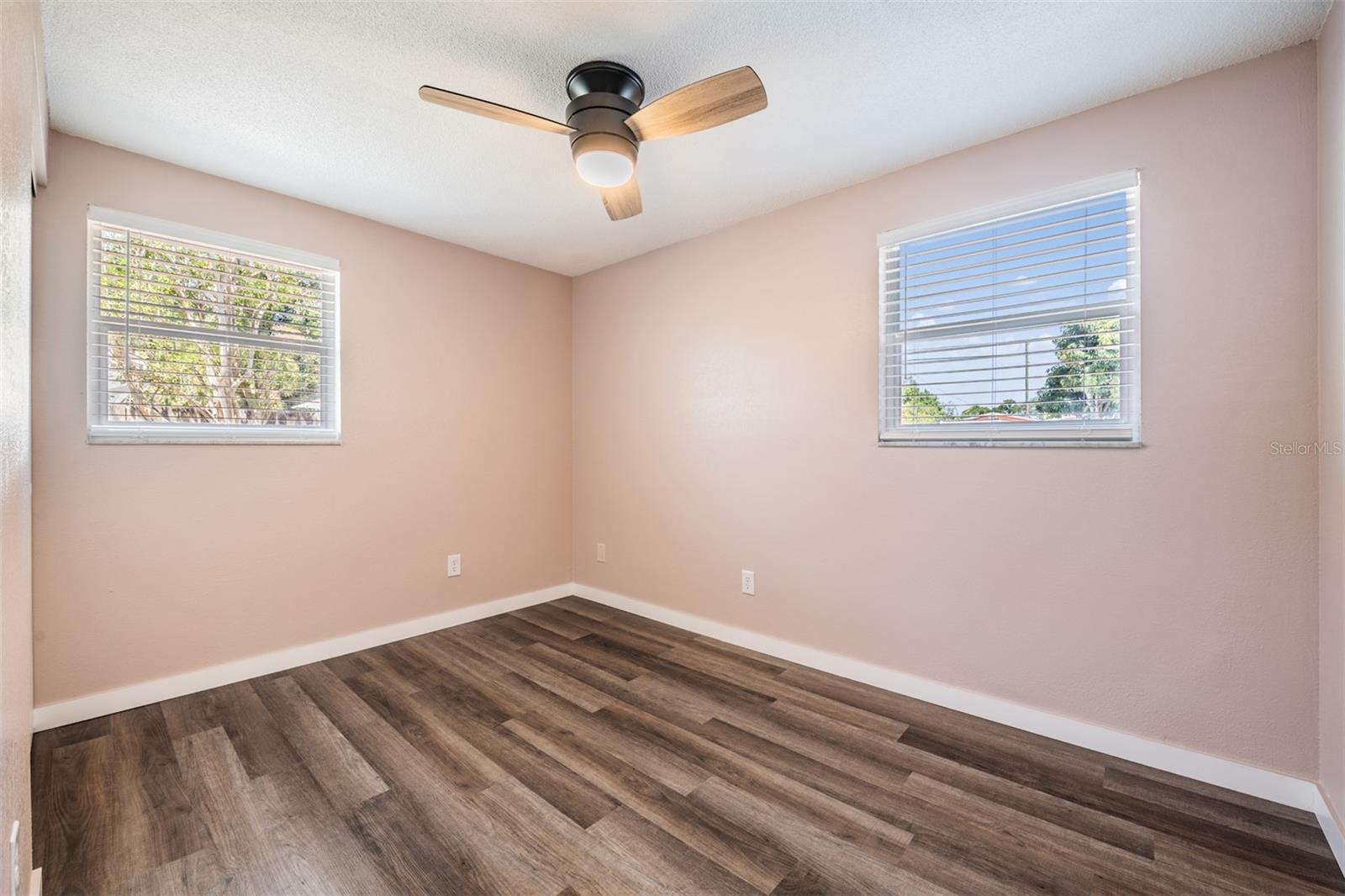 Image 12 of 18 For 6421 81st Avenue N