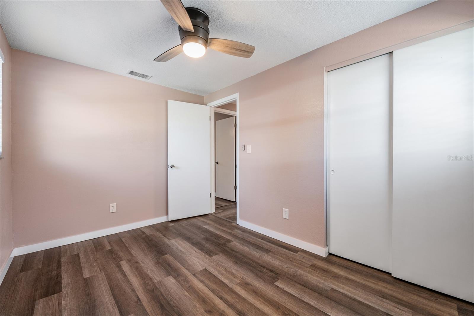 Image 13 of 18 For 6421 81st Avenue N