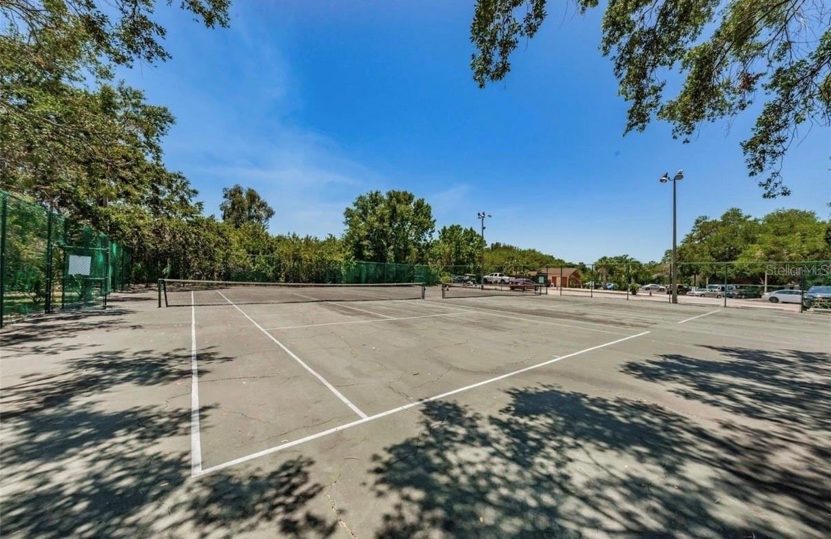 Image 10 of 11 For 10200 Gandy Boulevard N 816