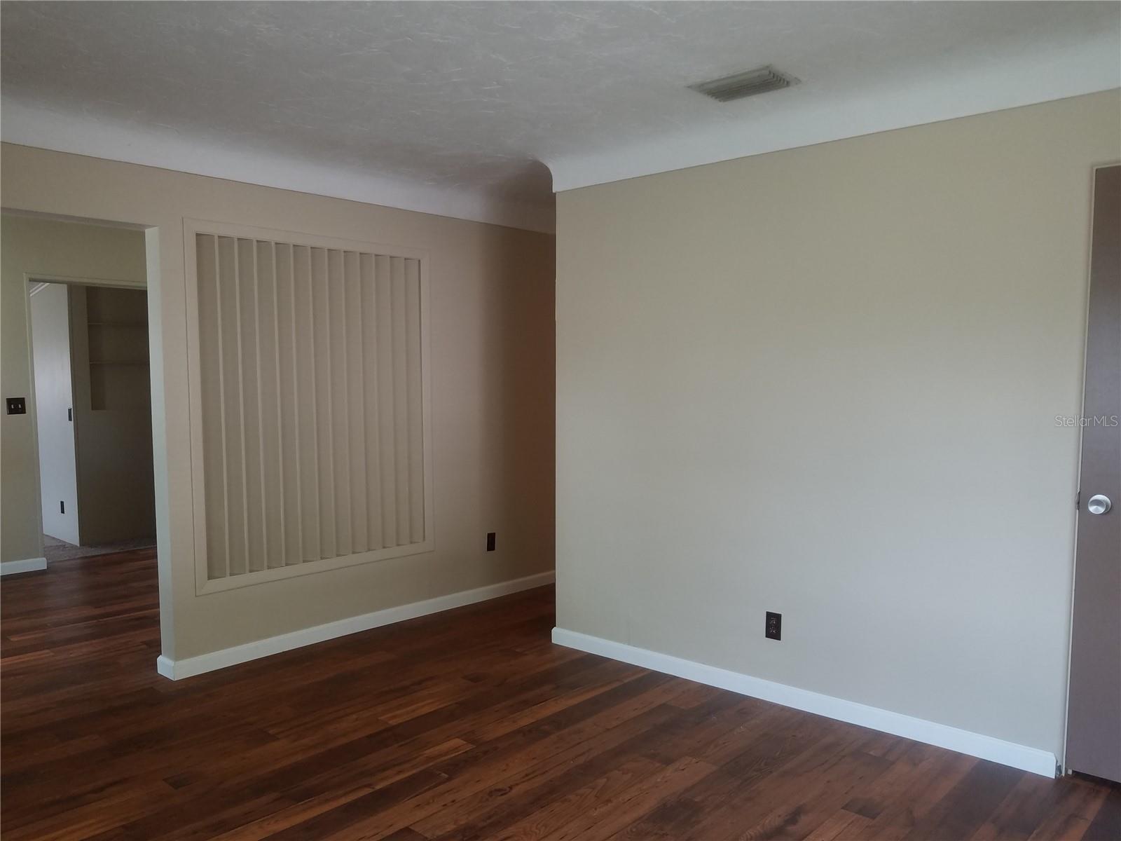 Image 3 of 18 For 5853 Pine Street