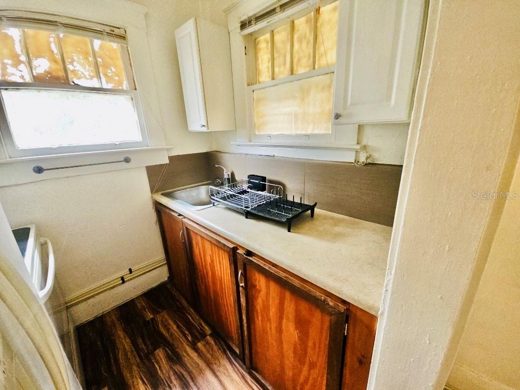 Image 12 of 20 For 2301 Jefferson Street Apt 6