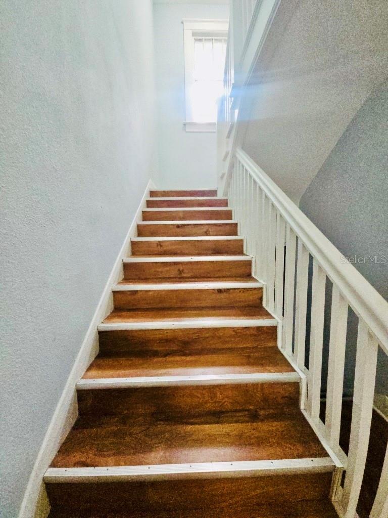 Image 5 of 20 For 2301 Jefferson Street Apt 6