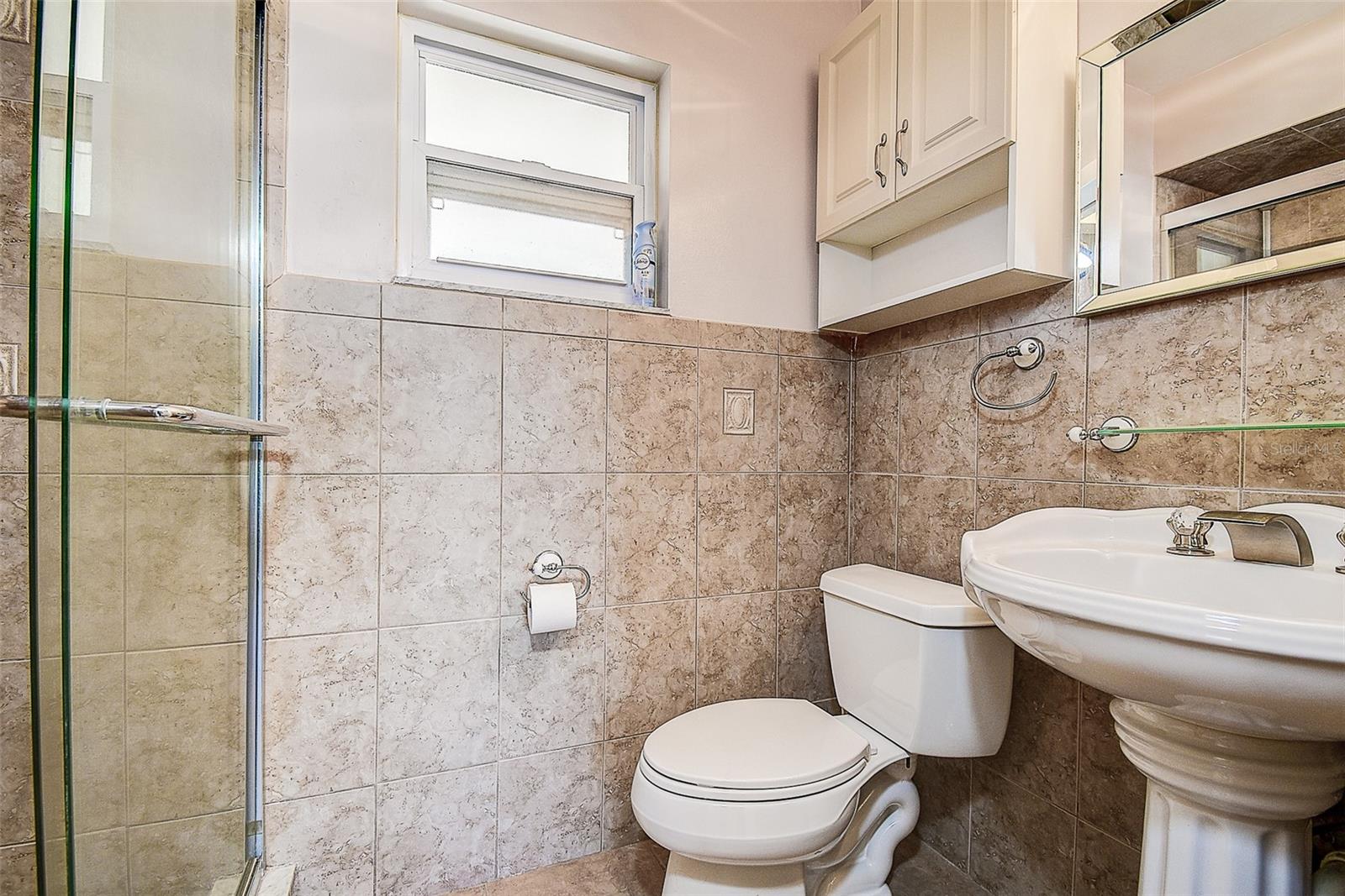 Image 18 of 38 For 10849 92nd Street