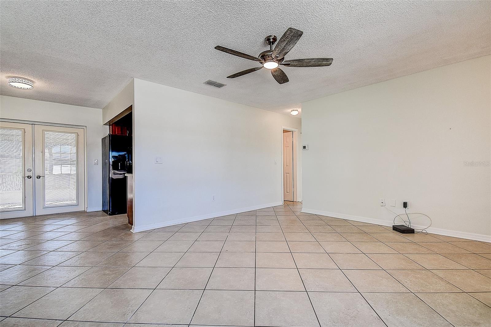 Image 7 of 38 For 10849 92nd Street