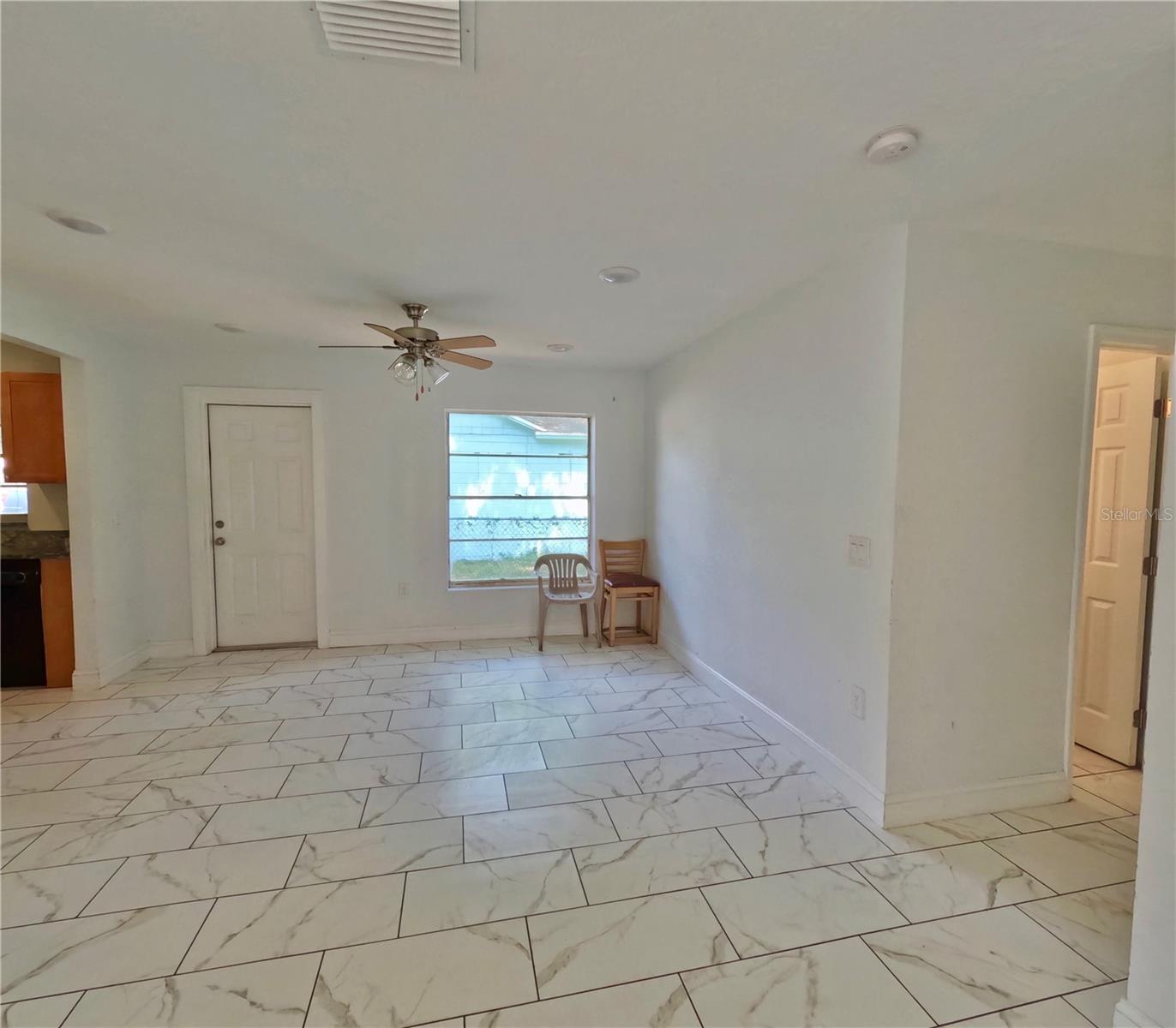 Image 10 of 16 For 1004 Empire Street