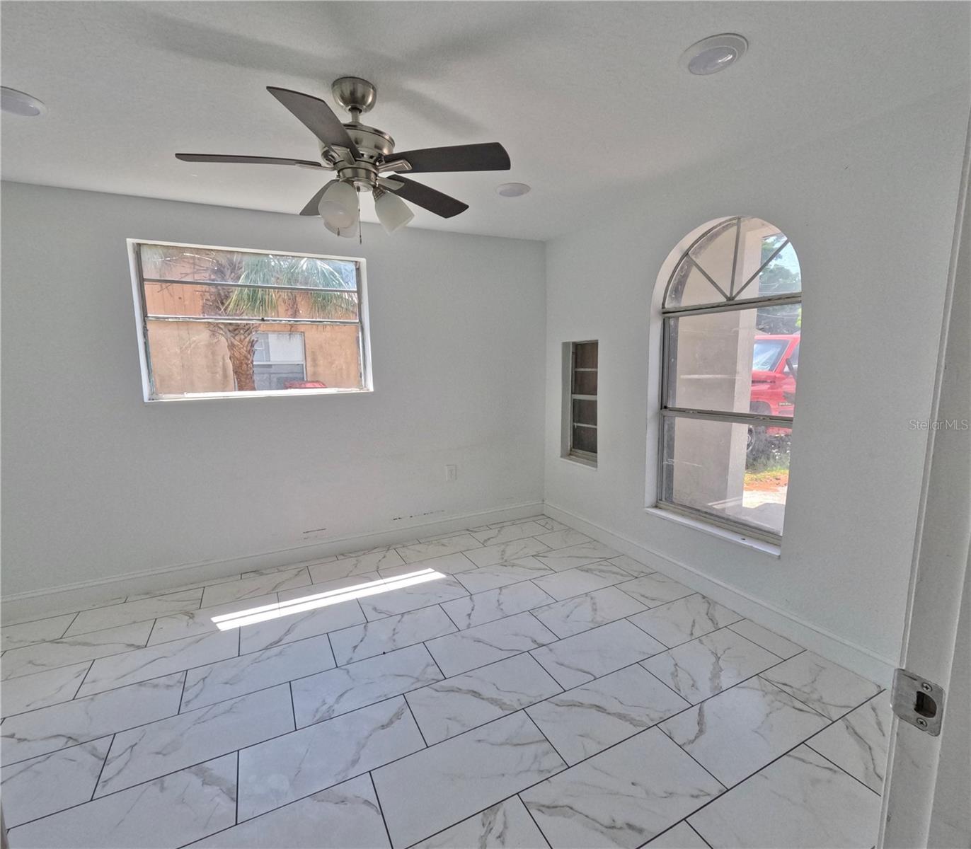 Image 14 of 16 For 1004 Empire Street