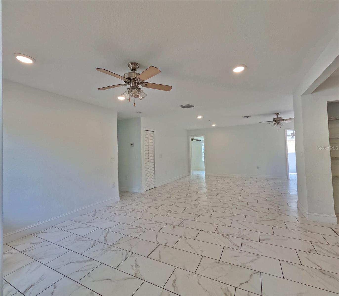 Image 2 of 16 For 1004 Empire Street