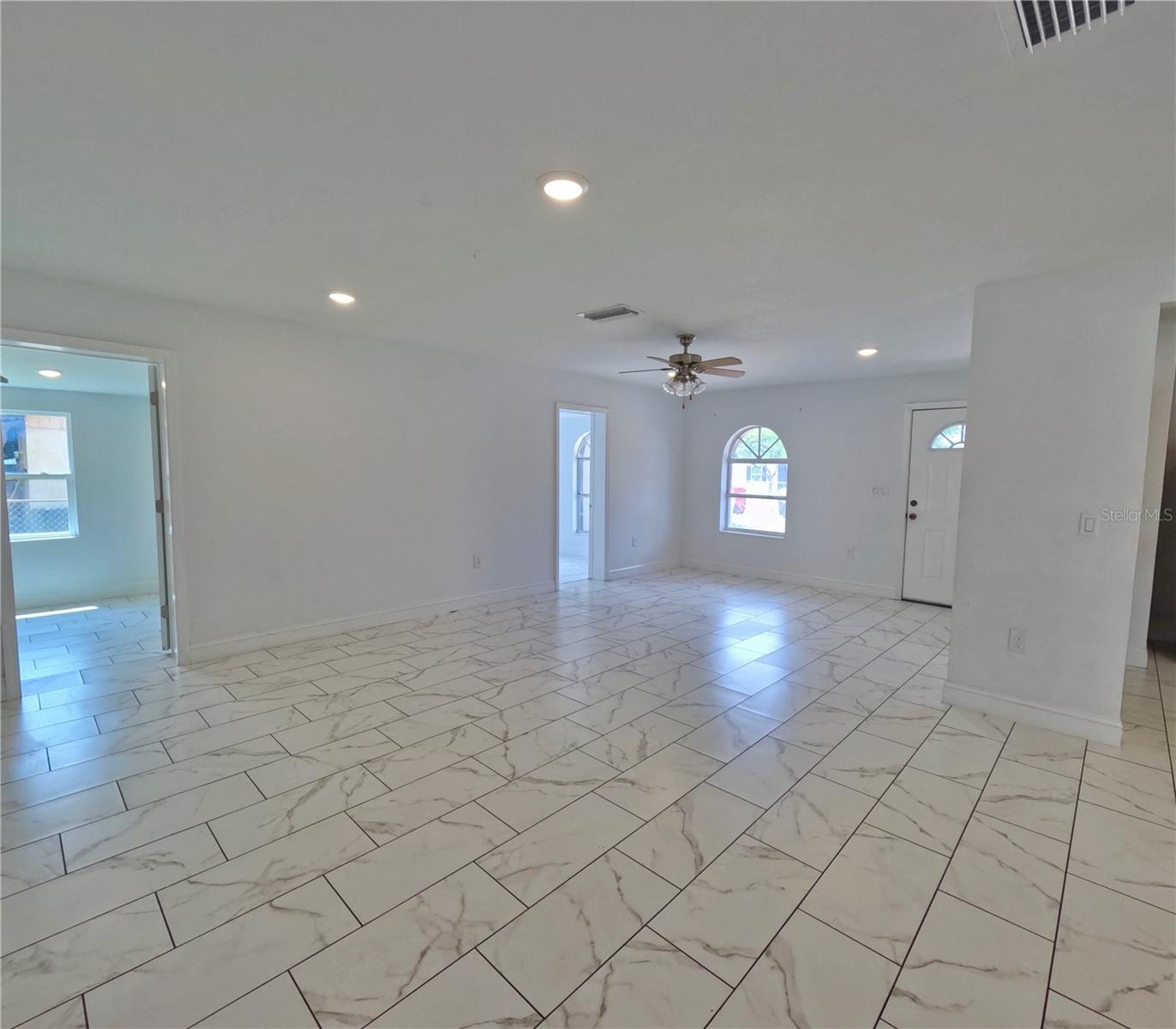 Image 8 of 16 For 1004 Empire Street