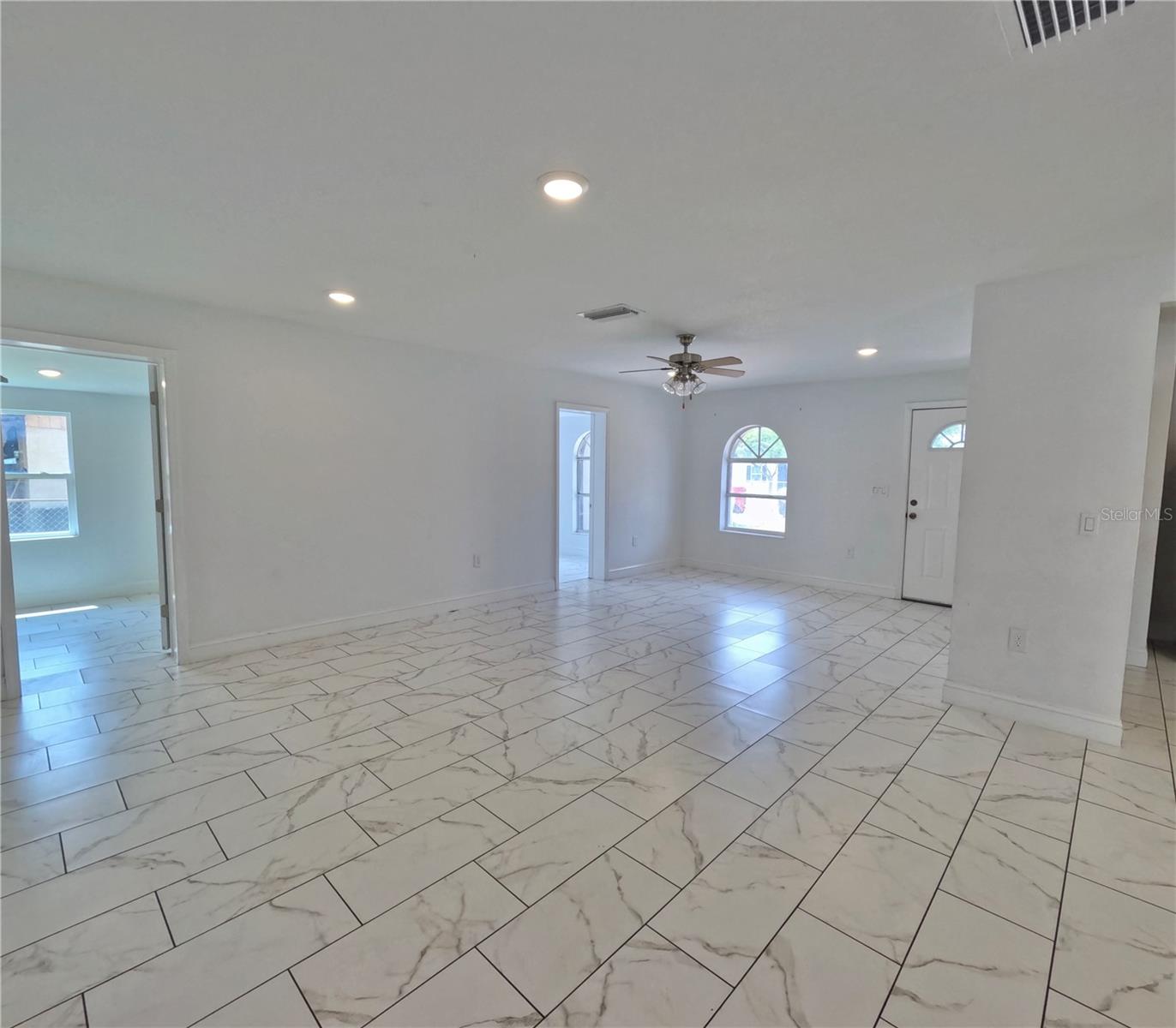 Image 9 of 16 For 1004 Empire Street