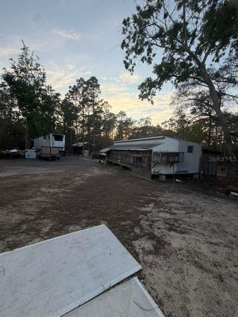 Listing photo id 16 for 13390 Highgrove Road