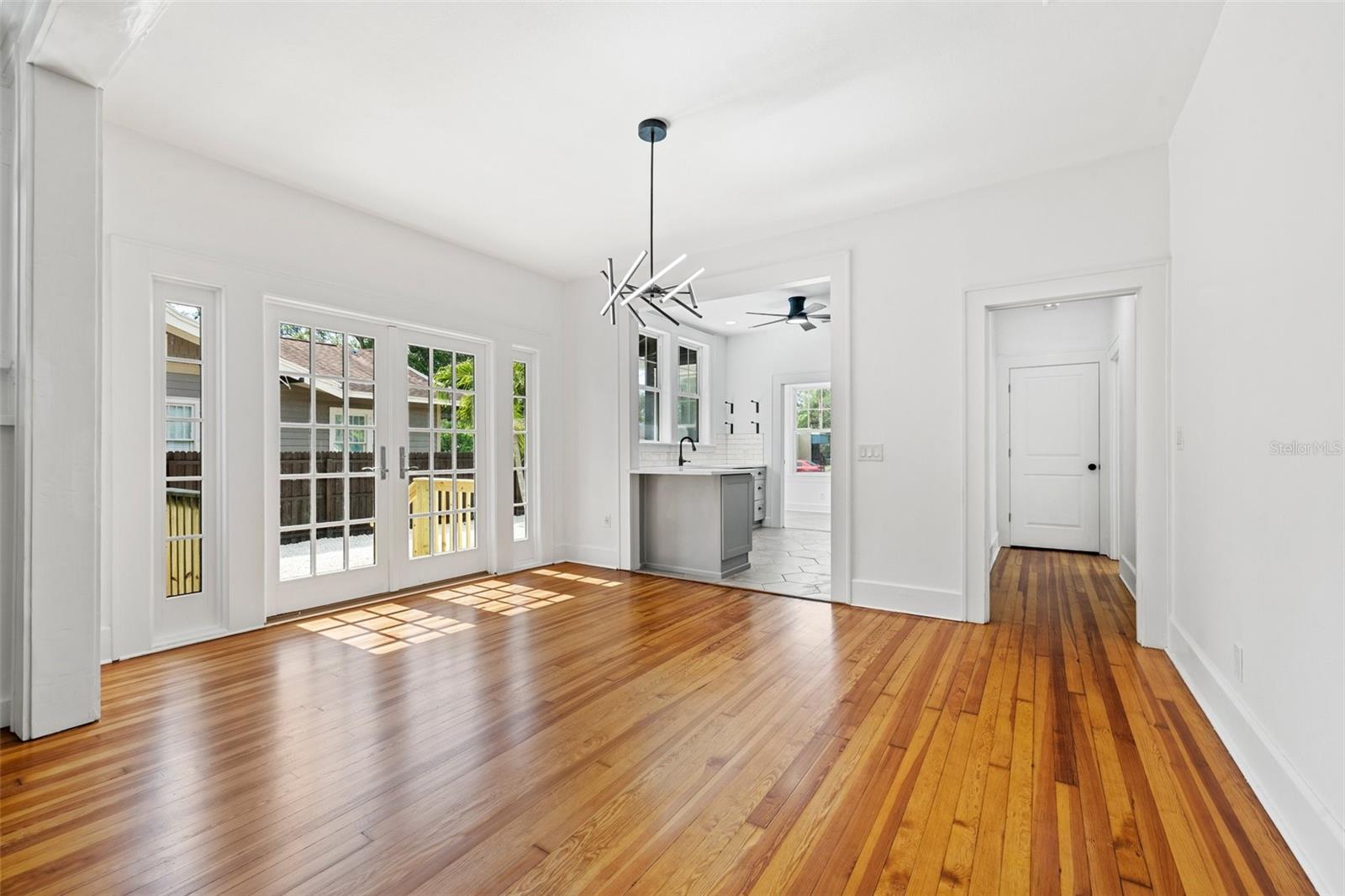 Image 10 of 37 For 2830 2nd Avenue N