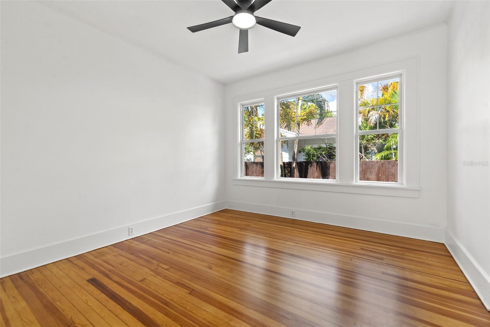 Image 17 of 37 For 2830 2nd Avenue N