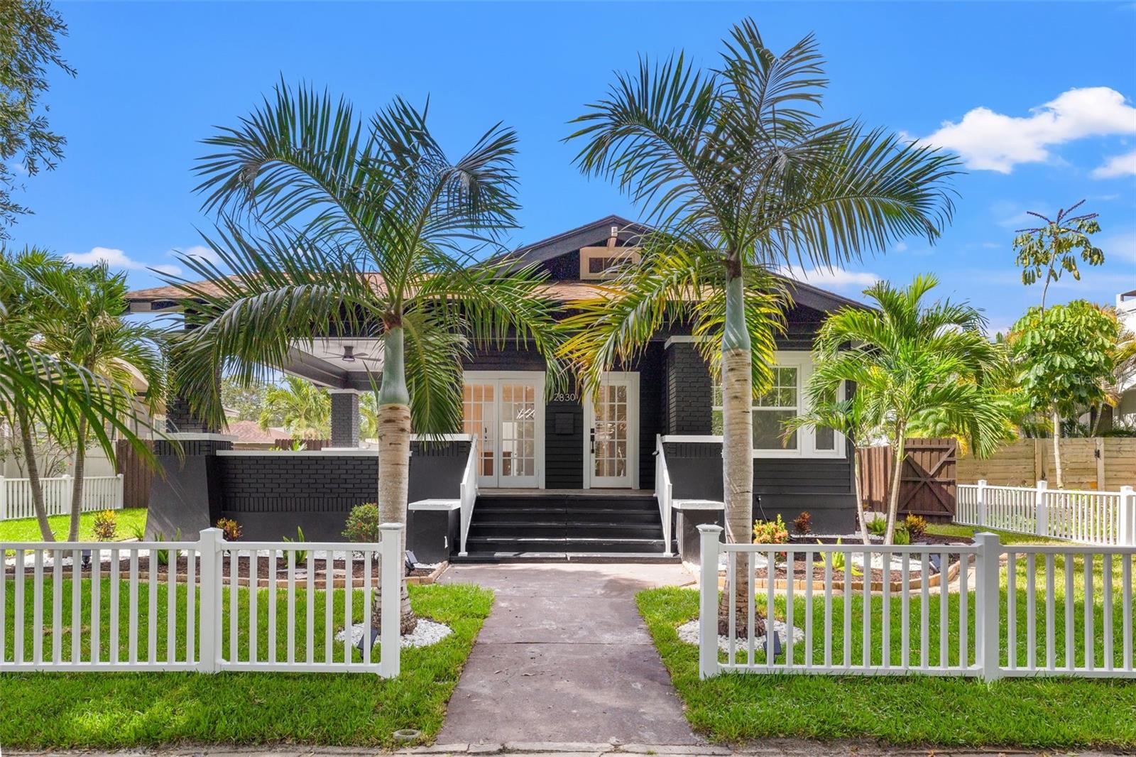 Image 4 of 37 For 2830 2nd Avenue N