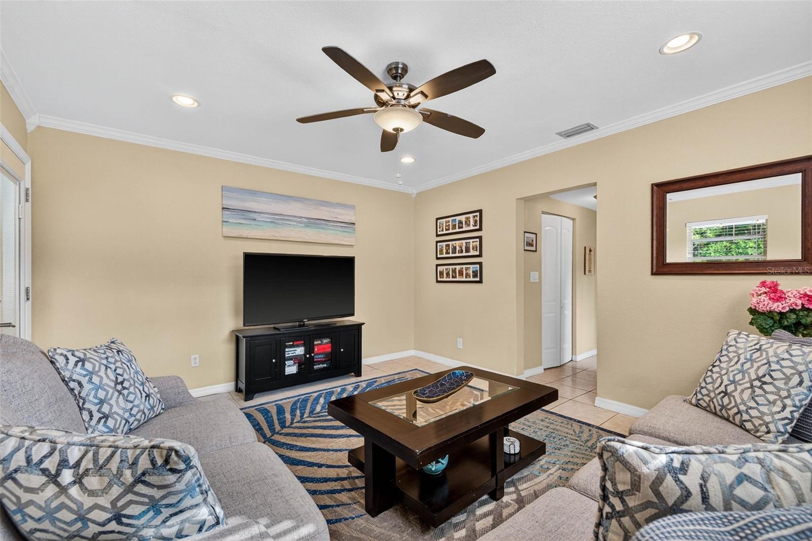 Image 21 of 36 For 1334 59th Street N